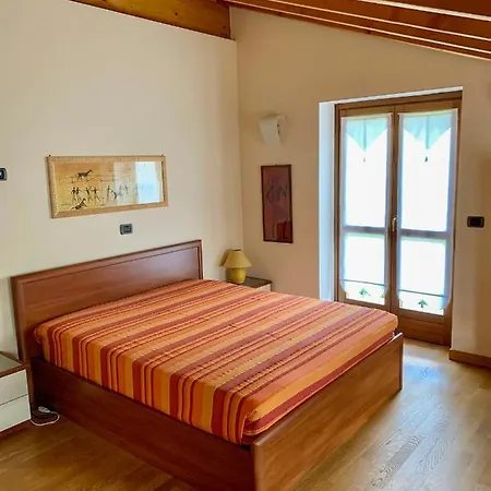Comfortable With Private Garden - Center Casa vacanze Colico